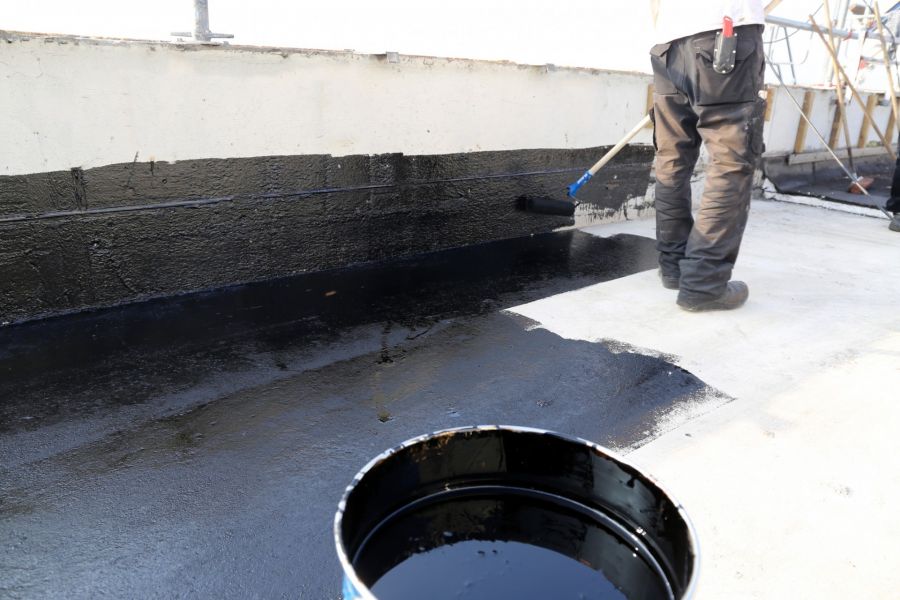 Roof Coating on Flat Roof